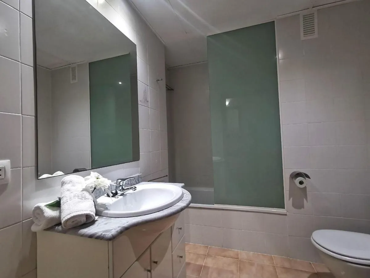 Apartamento En El Centro De Platja D'Aro Con Piscina, Terraza Y Cerca De La Playa - Es-209-45 Apartment