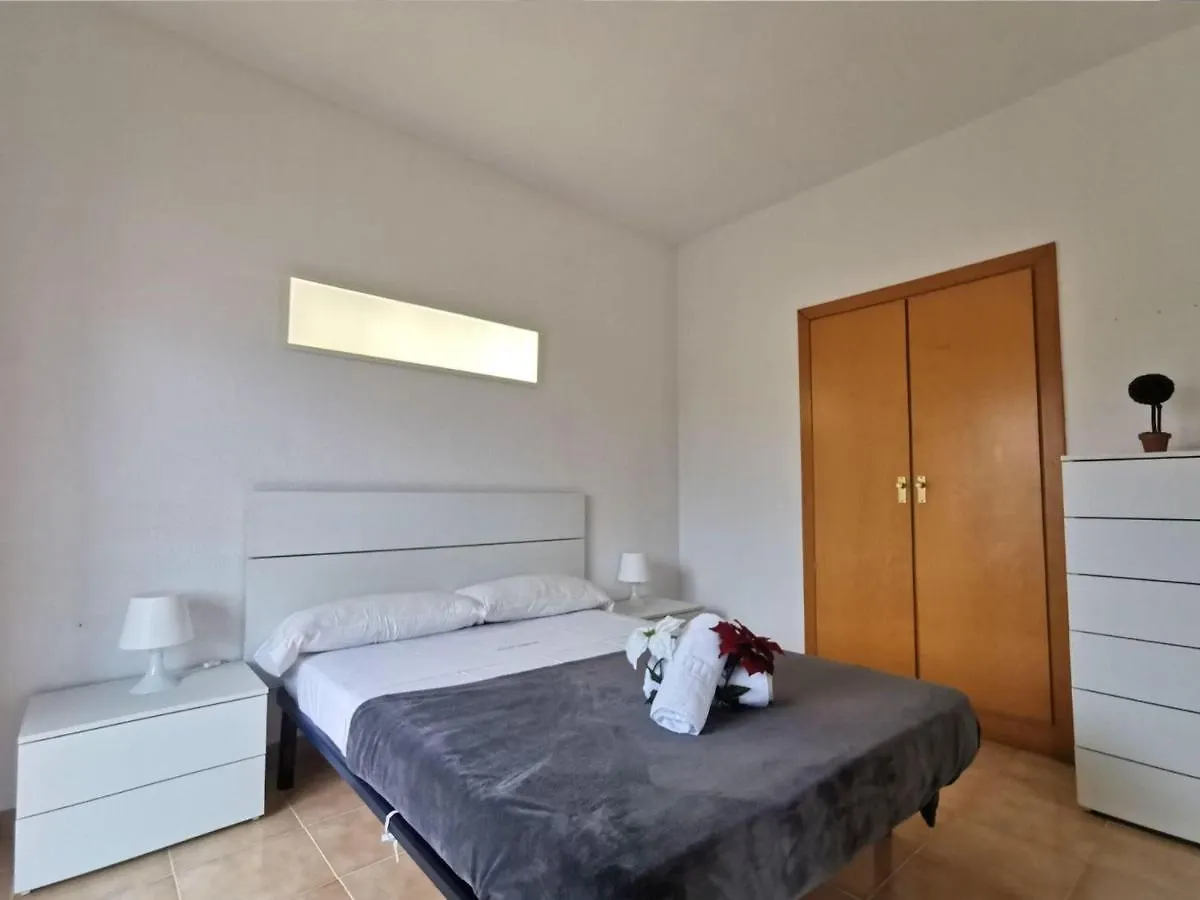 Apartamento En El Centro De Platja D\'Aro Con Piscina, Terraza Y Cerca De La Playa - Es-209-45 contacts